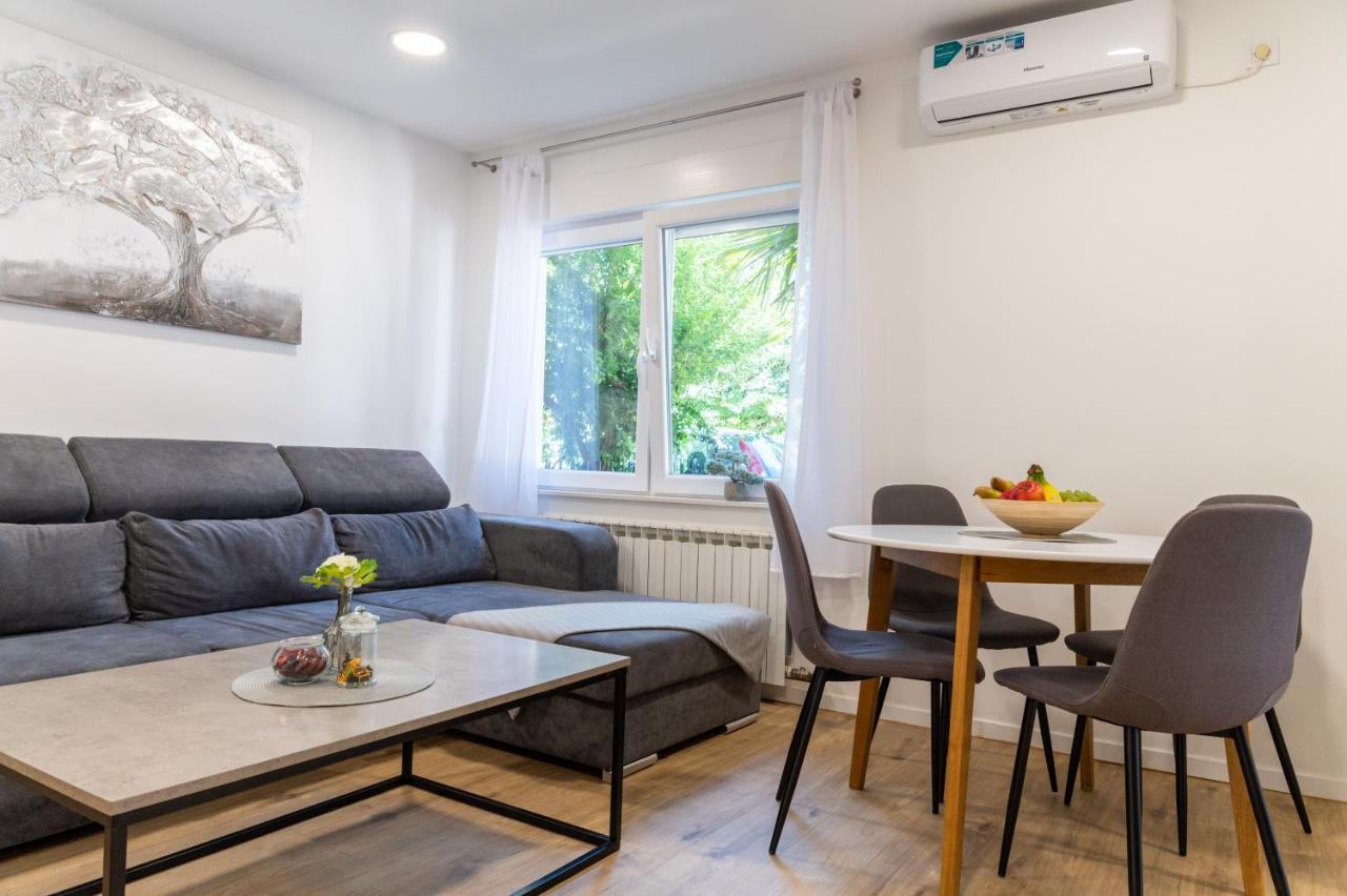 Appartamento Kuca Za Odmor Palma Zagabria Esterno foto